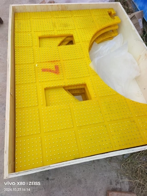 맞춤형 회전 테이블 안티 슬리드 매트 크기 2100X1600 MM 재료 PU 노란색 철톱