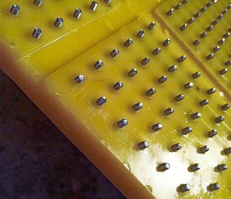 로터리 테이블 미끄럼 방지 매트 재질 PU 인장 강도 45 Mpa 드릴링 플랫폼 사용