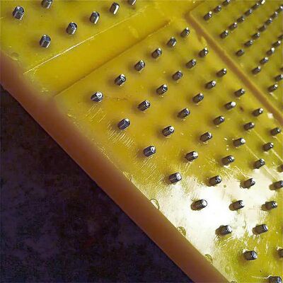 로터리 테이블 미끄럼 방지 매트 재질 PU 인장 강도 45 Mpa 드릴링 플랫폼 사용