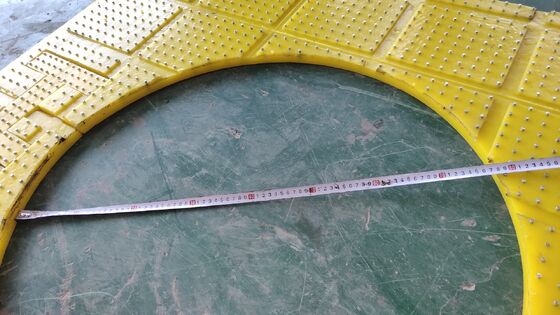 프리미엄 엄선된 원료 폴리우레탄 30mm 두께 회전 테이블 미끄럼 방지 매트